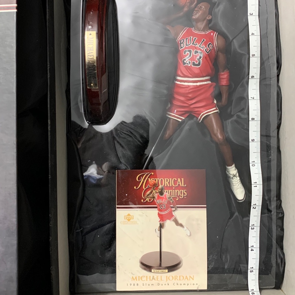 Michael Jordan Upper Deck Historical Beginnings - Picture 12 of 13